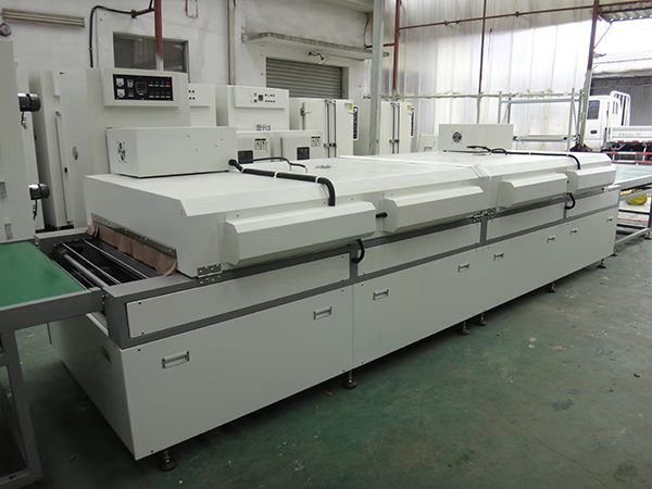 流水線(xiàn)烘箱